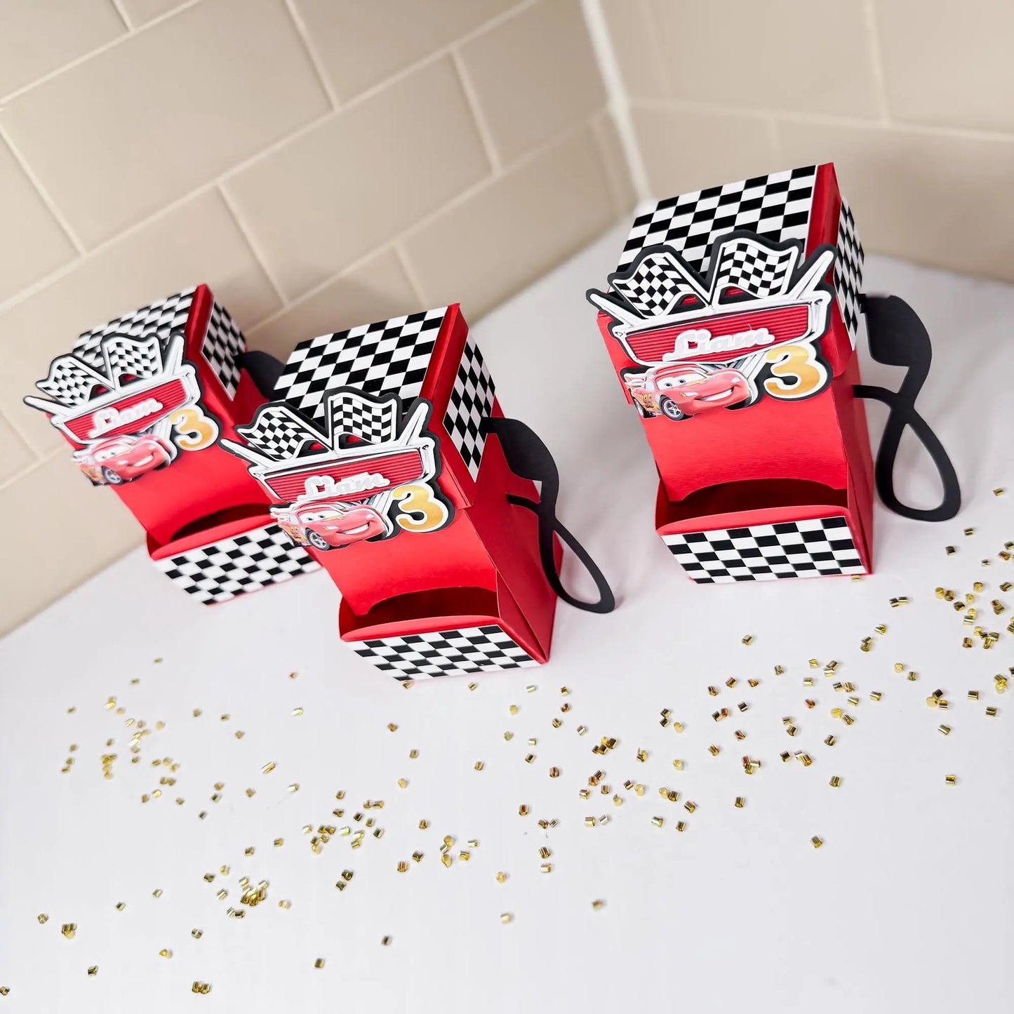 Race Car Favor Box – Custom Fuel Station Candy Box for Racing Theme Birthday Party, Race Car Party Decorations (Set of 6) Mi tienda