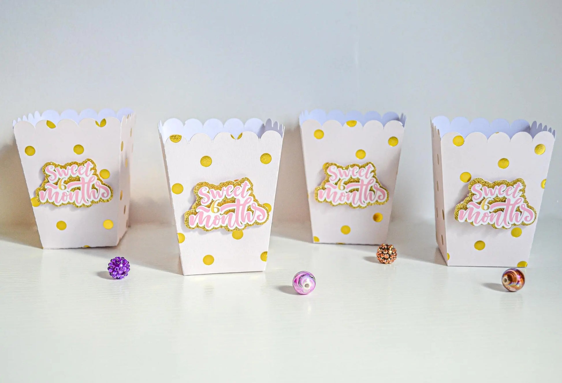 Personalized Gold & Pink Polka Dot Popcorn Boxes – Custom Baby Shower or Birthday Party Favors – Kids' Celebration Treat Containers Mi tienda