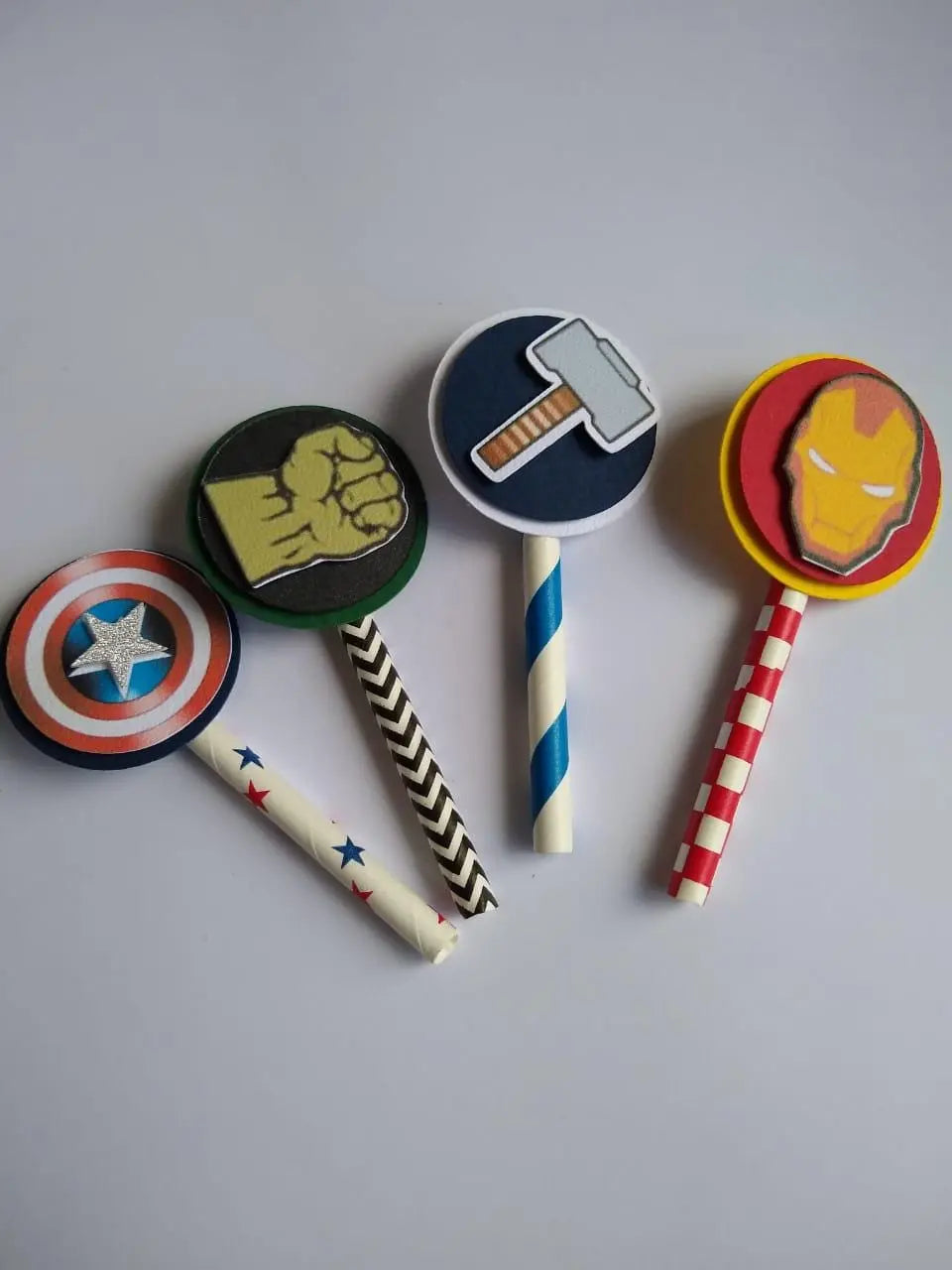 Superhero Cupcake Toppers | Comic Book Birthday Party Picks | Hero Food Decorations Mi tienda