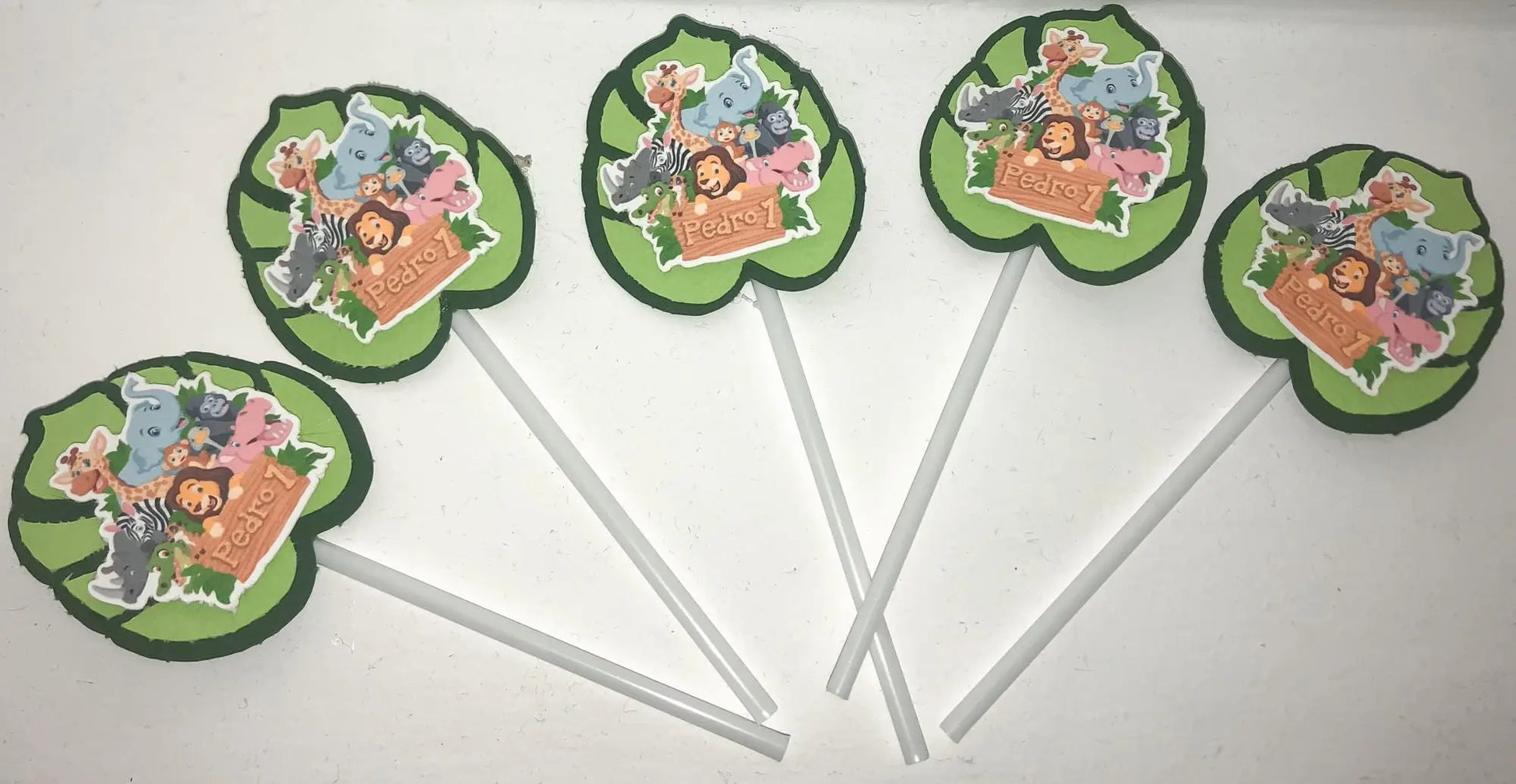 Jungle Cupcake Toppers – Safari Animal Party Picks, Wild One Birthday Cupcake Decor, Tropical Leaf Safari Cupcake Toppers Mi tienda