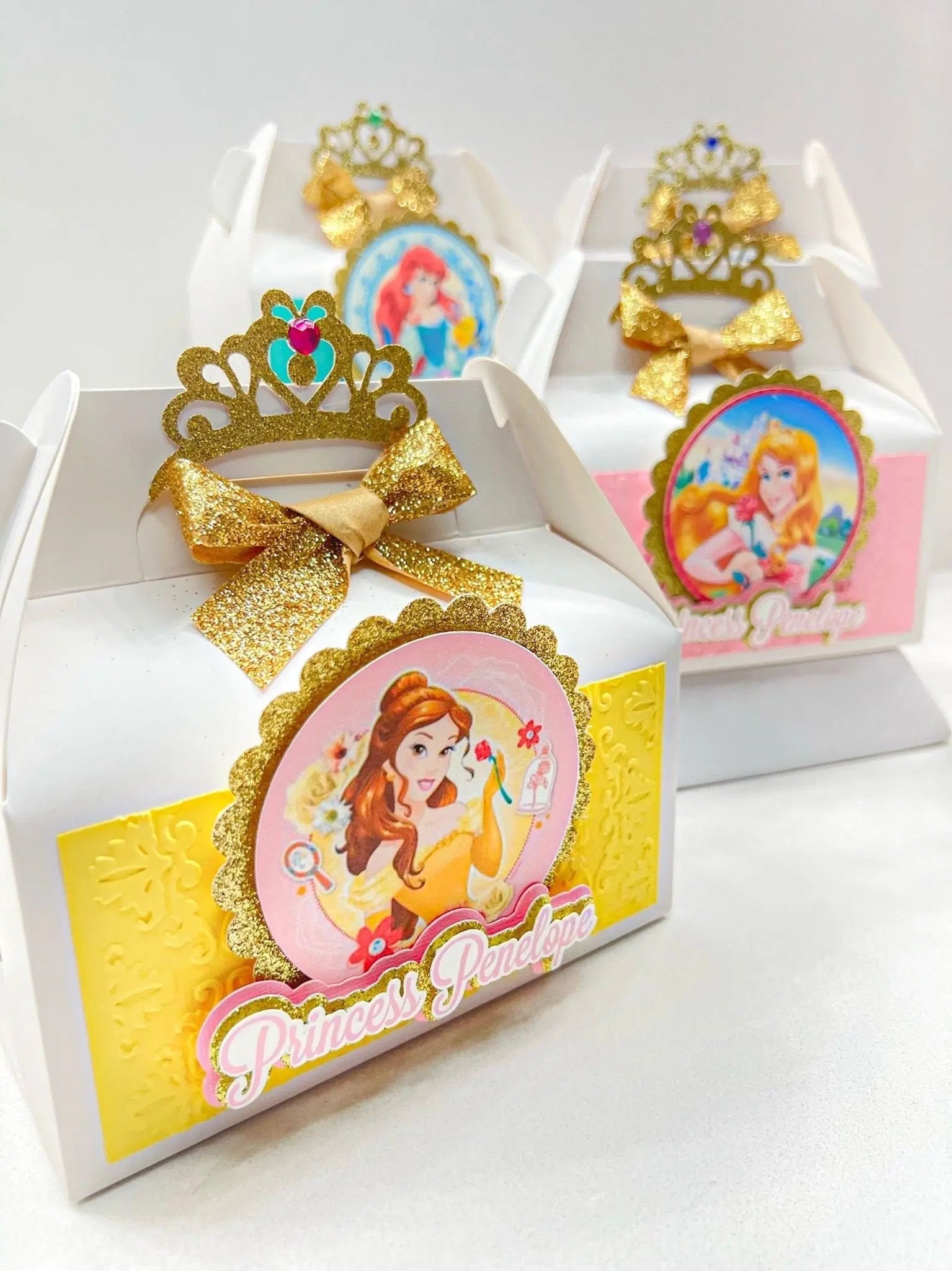 Princess Favor Boxes – Royal Party Gift Boxes with Crown & Bow – Princess Theme Birthday Decorations Mi tienda
