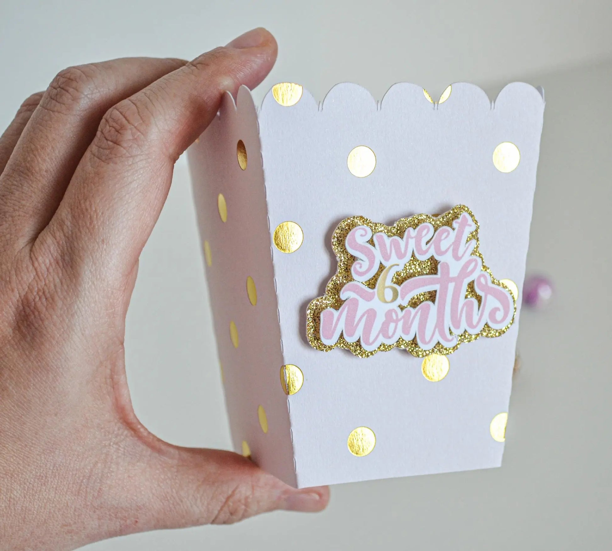Personalized Gold & Pink Polka Dot Popcorn Boxes – Custom Baby Shower or Birthday Party Favors – Kids' Celebration Treat Containers Mi tienda