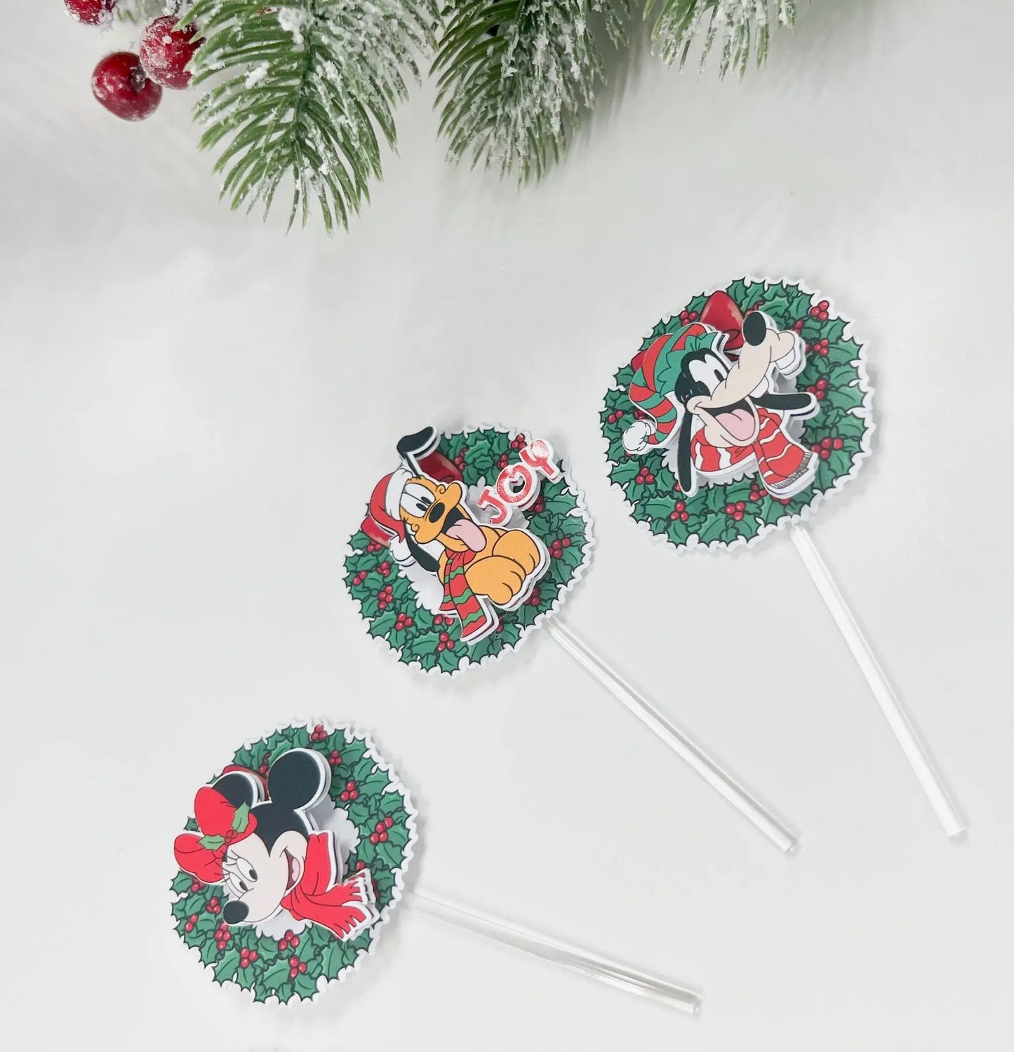 Christmas Mickey and Friends Cupcake Toppers, Christmas Party Decor, Mickey Mouse Cupcake Picks, Christmas Table Decor, Mickey Christmas Mi tienda