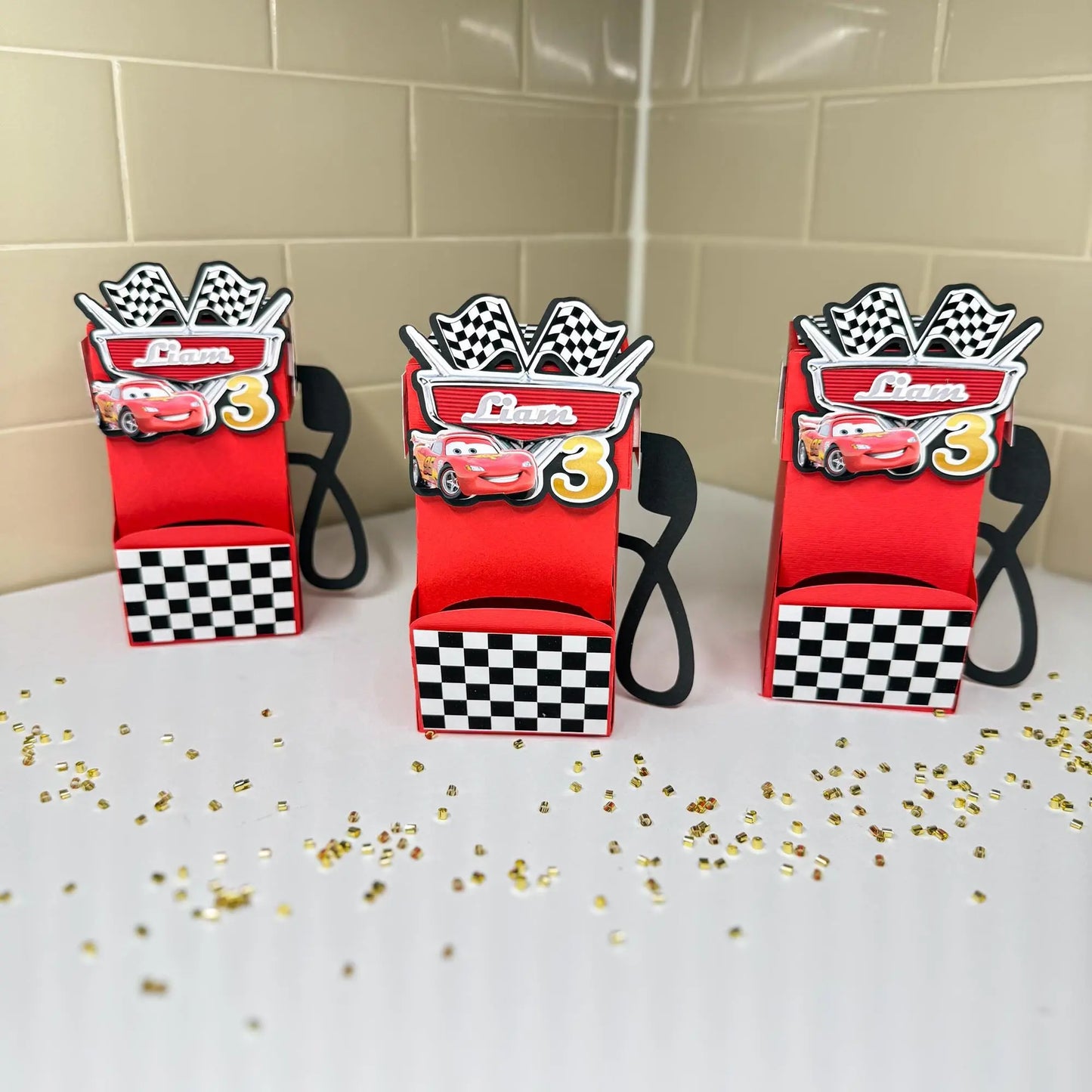 Race Car Favor Box – Custom Fuel Station Candy Box for Racing Theme Birthday Party, Race Car Party Decorations (Set of 6) Mi tienda