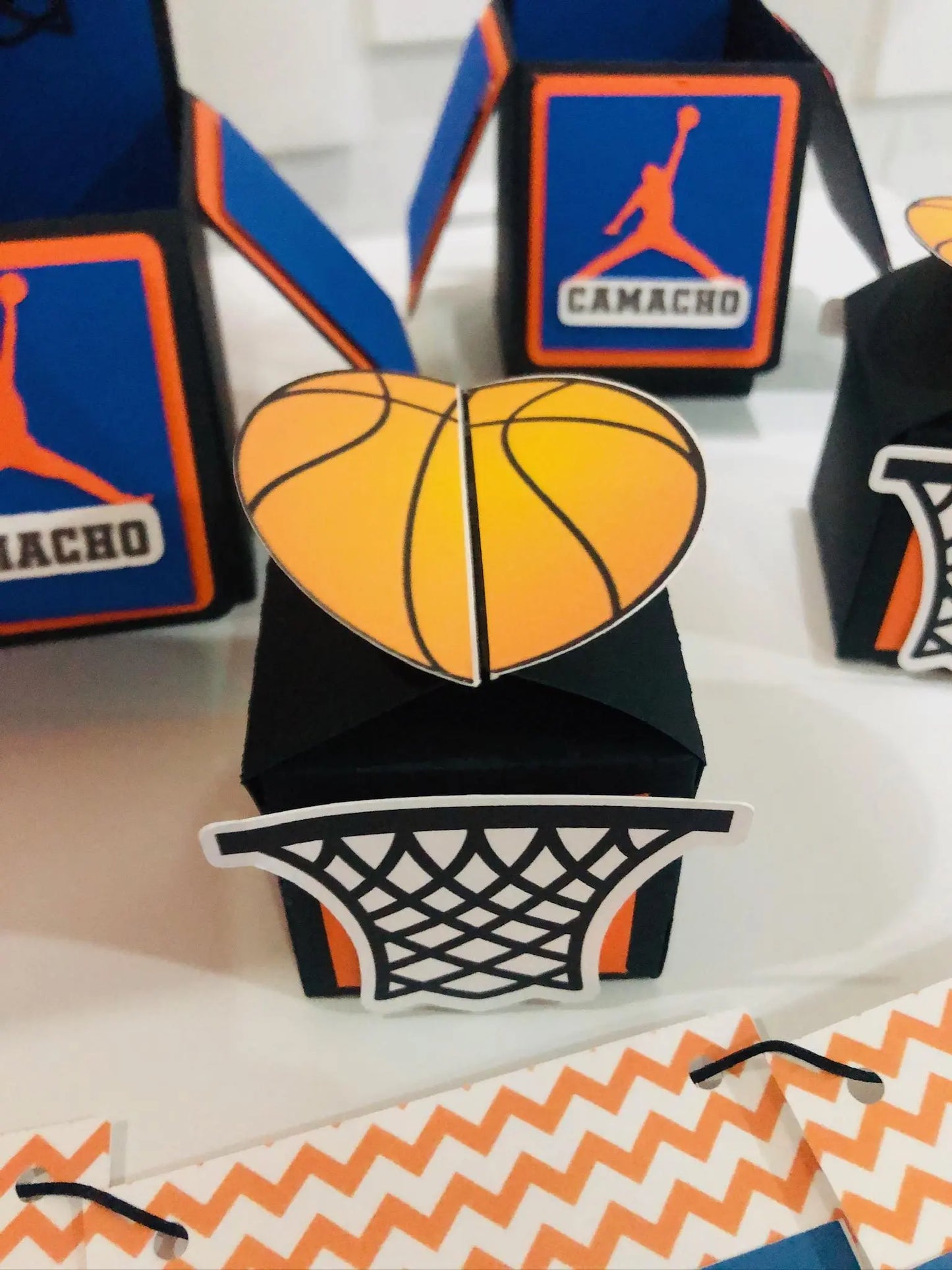 Basketball Birthday Party Decorations – Custom Favor Boxes, 3D Letters, Banner, Plates & Water Labels Mi tienda