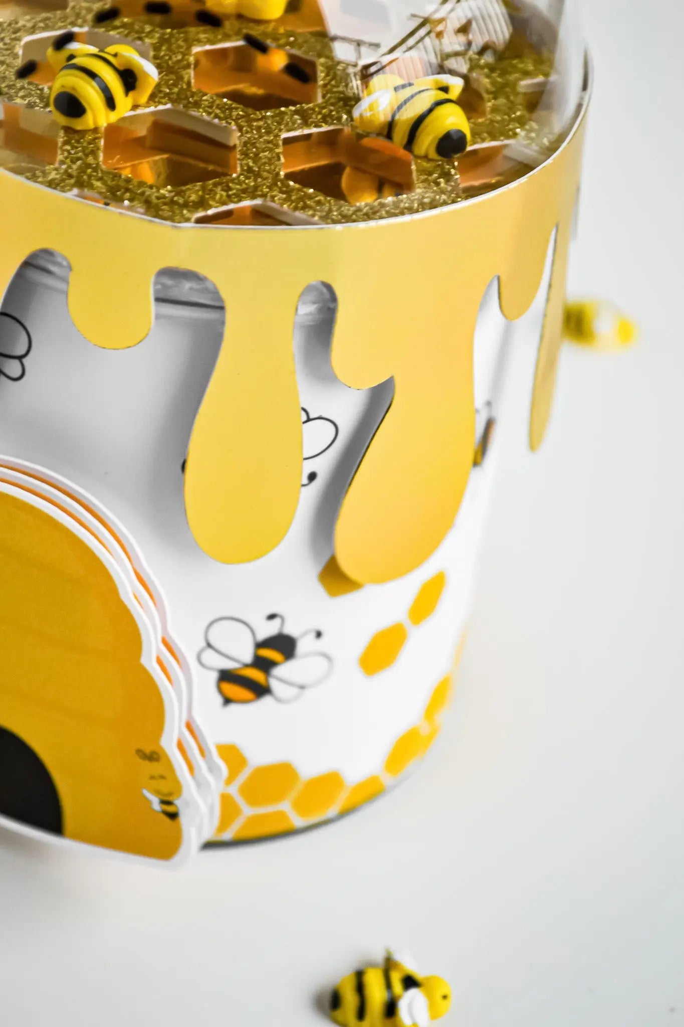 Honeycomb Pringles Baby Shower Favors – "Mom to Bee" Snack Treats – Bee Baby Party Favor, Honeycomb Snack Decor Mi tienda
