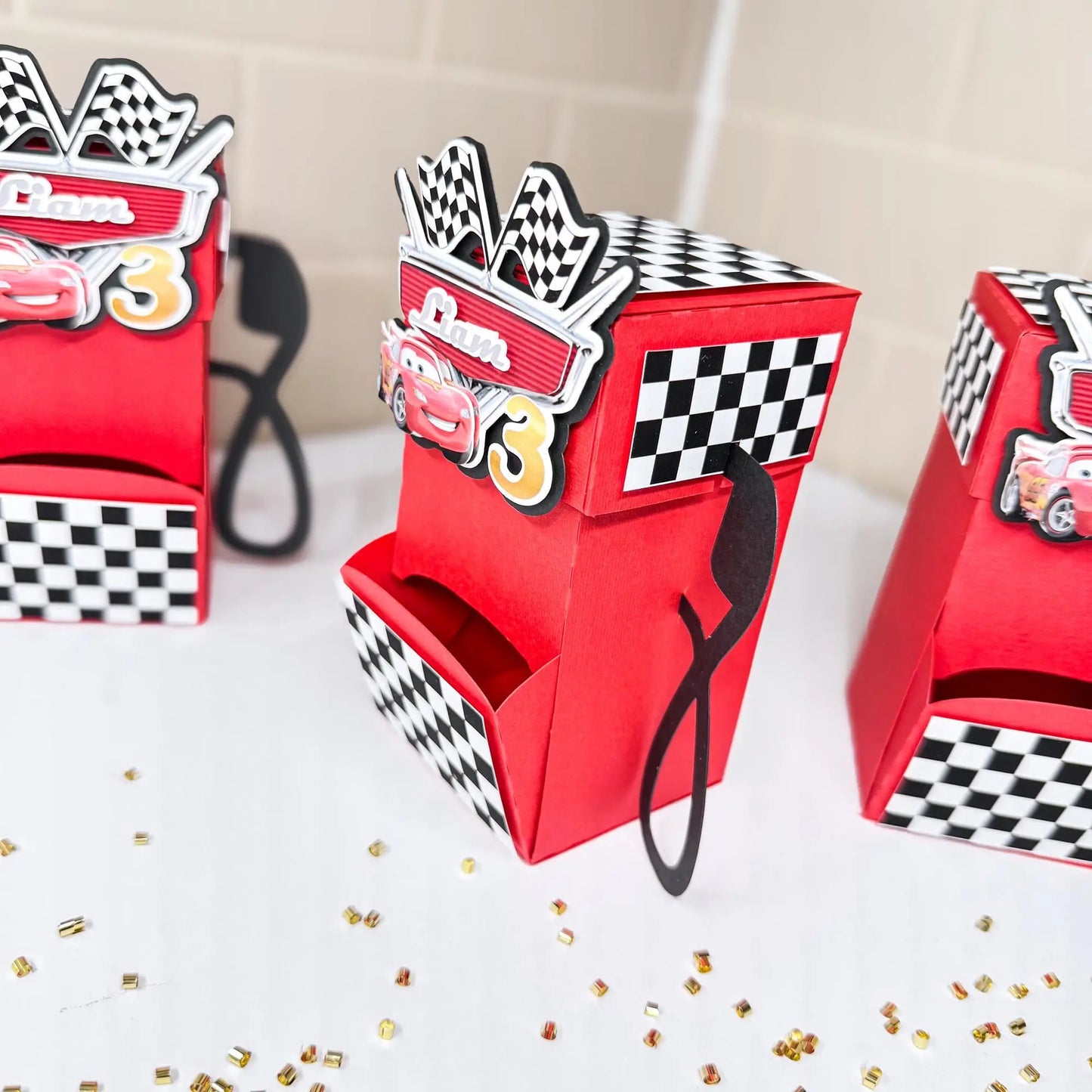 Race Car Favor Box – Custom Fuel Station Candy Box for Racing Theme Birthday Party, Race Car Party Decorations (Set of 6) Mi tienda