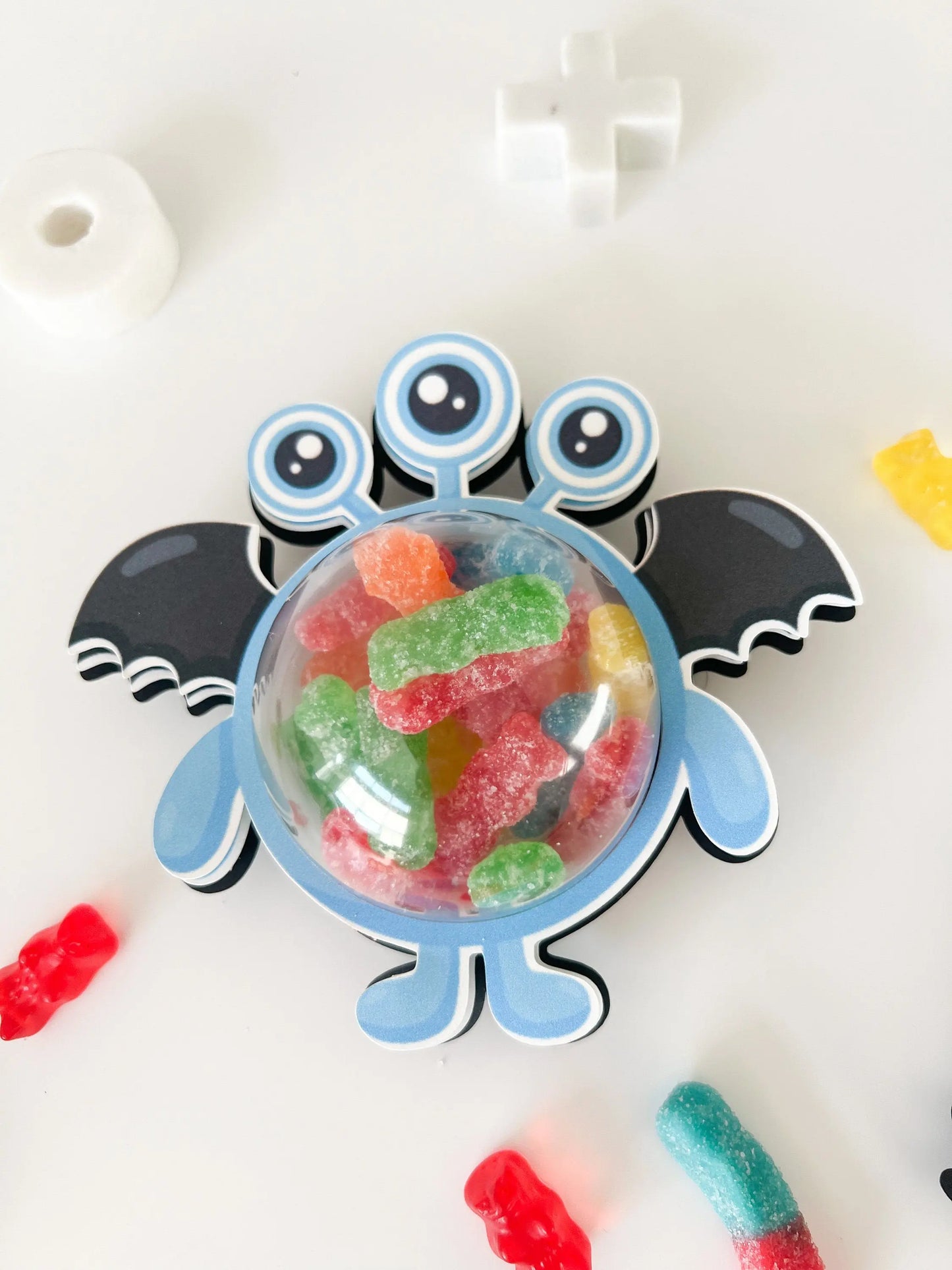 Cute Little Monsters Halloween Candy Holder – Trick or Treat Box for Kids – Spooky Party Favor and Ornament Gift Mi tienda