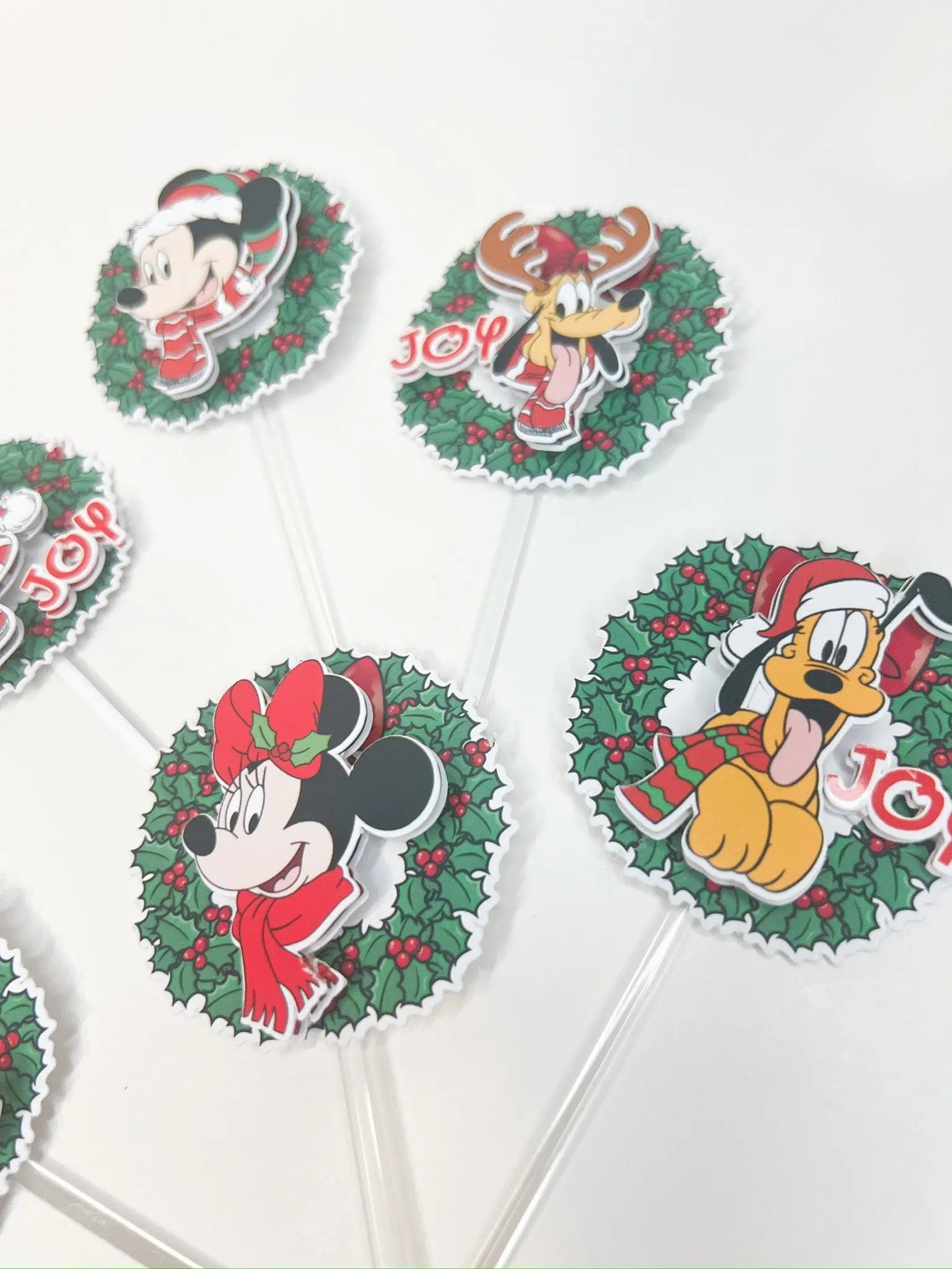 Christmas Mickey and Friends Cupcake Toppers, Christmas Party Decor, Mickey Mouse Cupcake Picks, Christmas Table Decor, Mickey Christmas Mi tienda