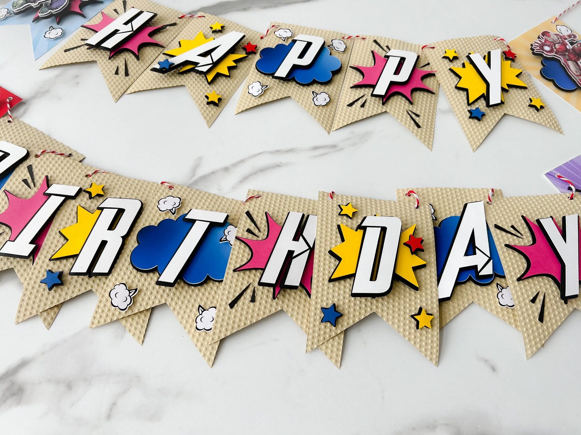 Superhero Party Decoration Bundle – Comic Style Birthday Kit with Banner, Cake Topper, Favor Boxes, Cupcake Toppers, 3D Number Mi tienda