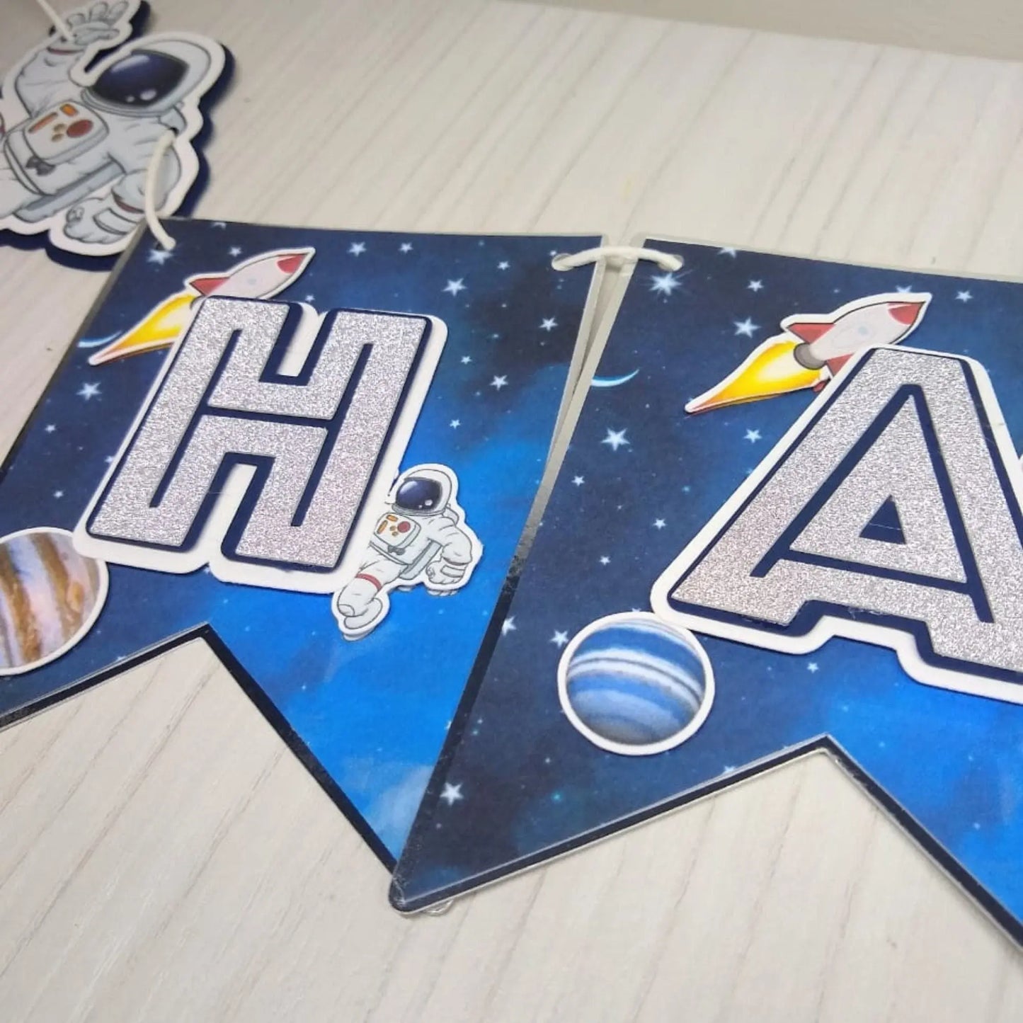 Space Theme Party Favors - Astronaut Birthday Decorations - Chips Can Treats Mi tienda