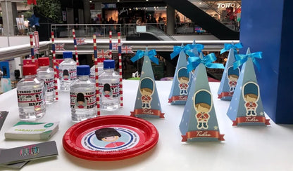 London Party Favor Boxes Set | British Guard Popcorn Box, Pyramid Boxes & Red Telephone Booth | Baby Shower Birthday Decorations Mi tienda