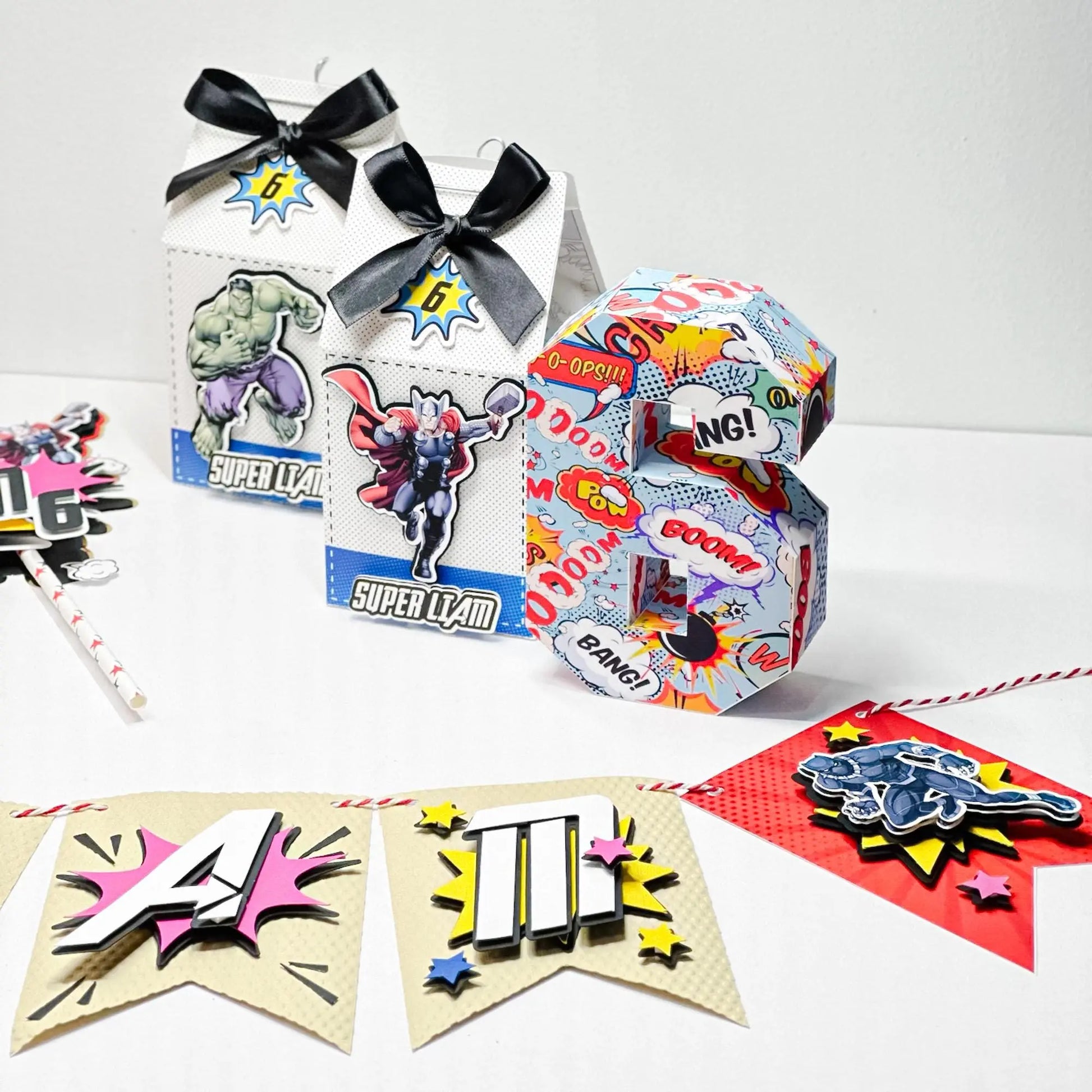 Superhero 3D Letter or Number – Custom Comic Book Party Decor Mi tienda
