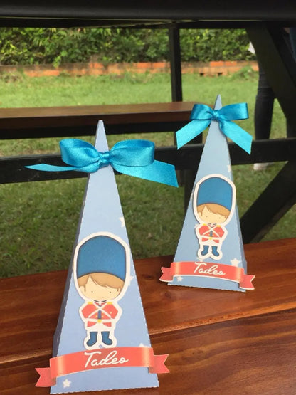 London Party Favor Boxes Set | British Guard Popcorn Box, Pyramid Boxes & Red Telephone Booth | Baby Shower Birthday Decorations Mi tienda