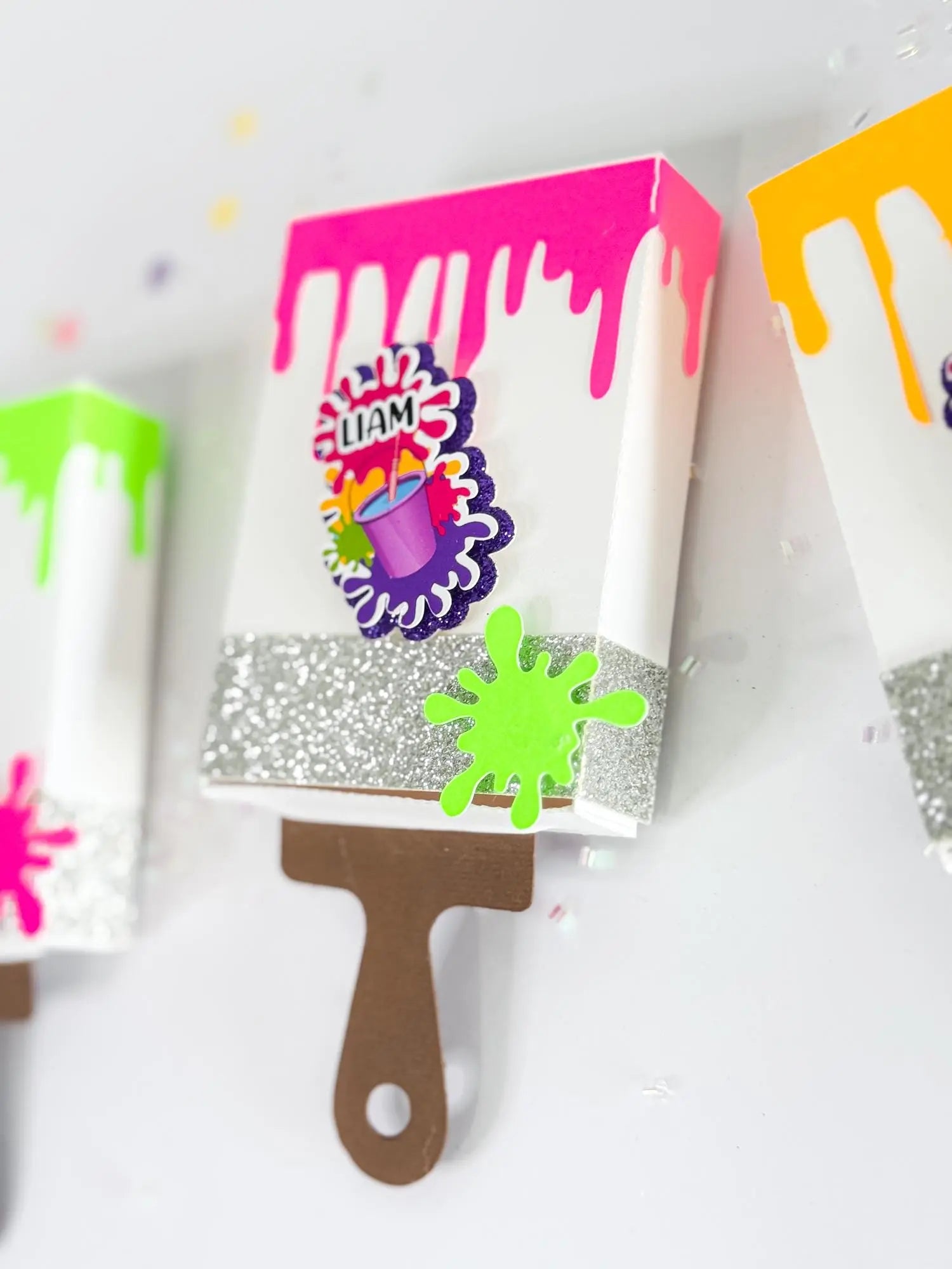 Paintbrush Party Favor Box | Art Theme Candy Holder for Kids Birthday | Artist Party Goodie Box - Set of 6 Mi tienda