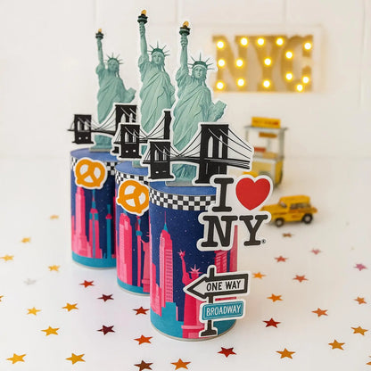 New York City Party Favors – Pringles Can NYC Decor with Statue of Liberty & Brooklyn Bridge Toppers – Urban Themed Snack Treat Mi tienda