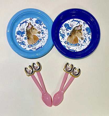Personalized Horse Party Plates with Spoons – Cowgirl Birthday Tableware – Western Theme Party Supplies – Farm Ranch Birthday Decor Mi tienda