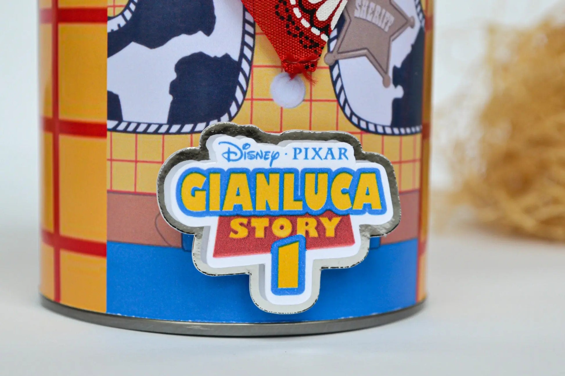 Woody Pringles Favor Can – Cowboy Party Snack Can with Hat & Bandana – Custom Toy Story Birthday Favors – Western Party Supplies Mi tienda