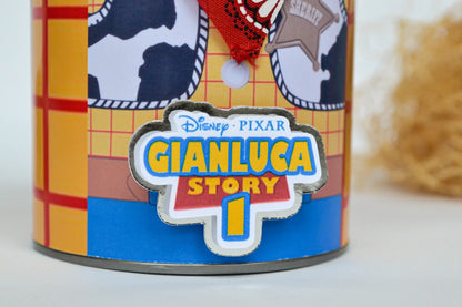 Woody Pringles Favor Can – Cowboy Party Snack Can with Hat & Bandana – Custom Toy Story Birthday Favors – Western Party Supplies Mi tienda