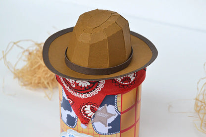 Woody Pringles Favor Can – Cowboy Party Snack Can with Hat & Bandana – Custom Toy Story Birthday Favors – Western Party Supplies Mi tienda