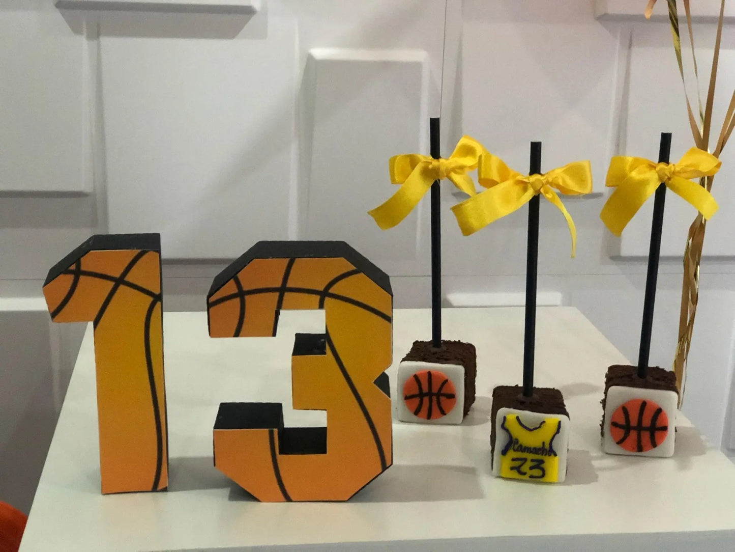 Basketball Birthday Party Decorations – Custom Favor Boxes, 3D Letters, Banner, Plates & Water Labels Mi tienda