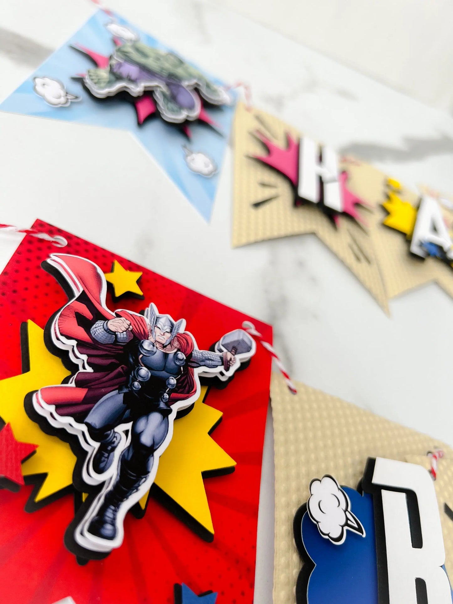 Comic Book Happy Birthday Banner, Superhero Party Decorations Mi tienda